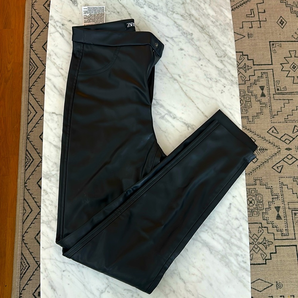 Zara Faux Leather Jogger Style Pants in Size S